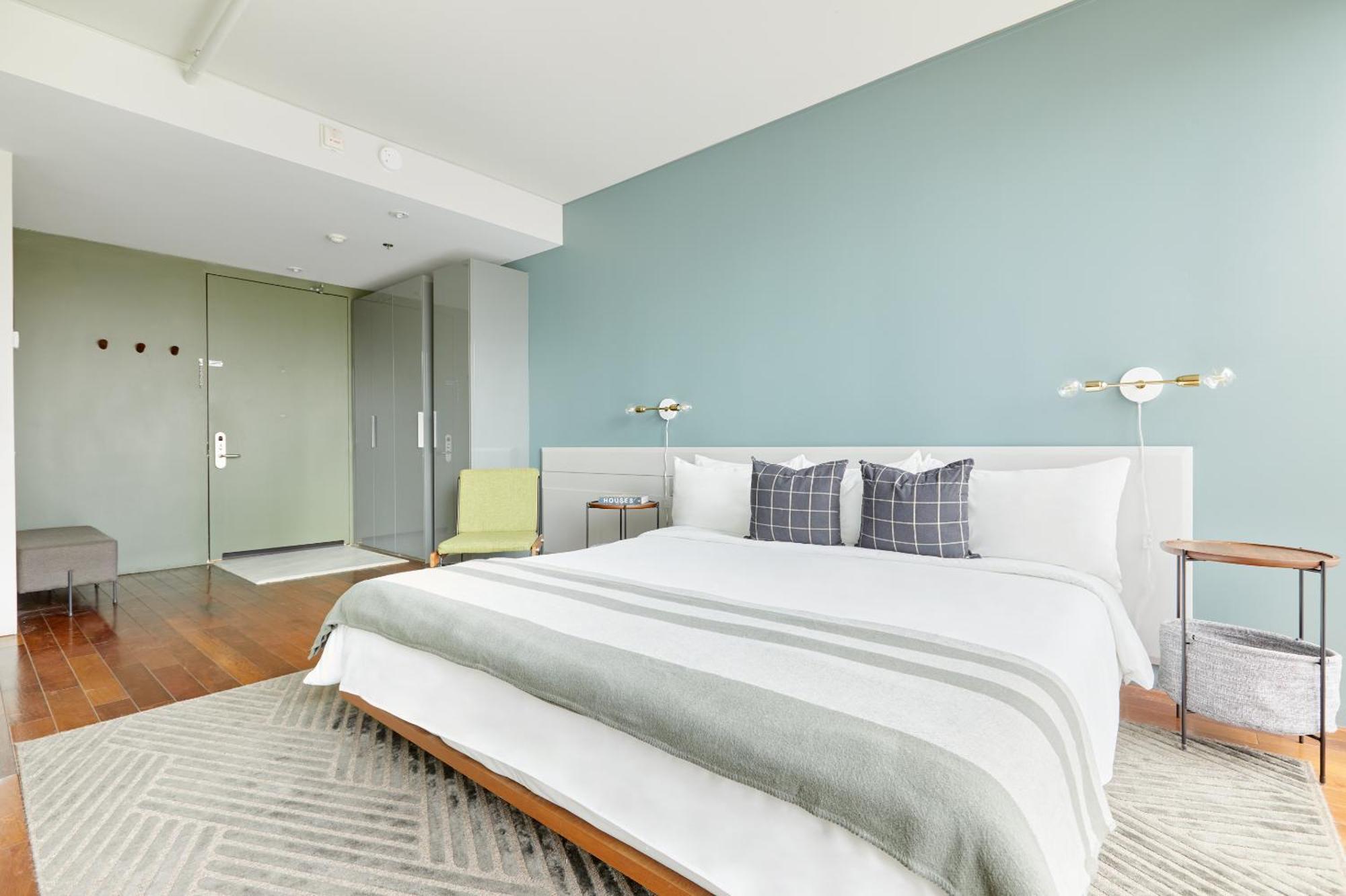 Sonder The Slate Hotel Toronto Room photo